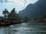 Vang Vieng – Happy Tubing Vang Vieng – Happy Tubing